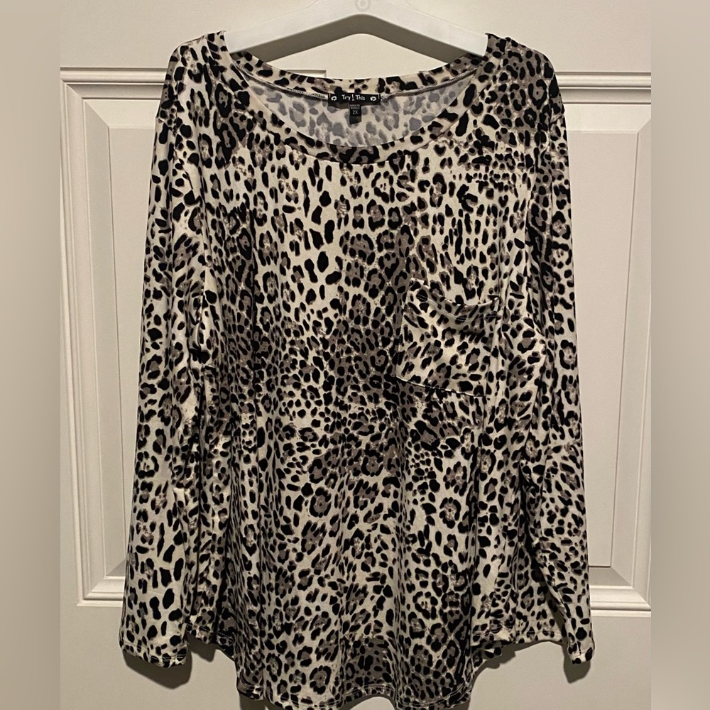 Try ! This Brand Animal Print Tunic-Style Top -Size 2X